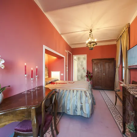 Residenza D'epoca Palazzo Borghesi فندق مبيت وإفطار