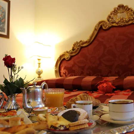 Residenza D'epoca Palazzo Borghesi