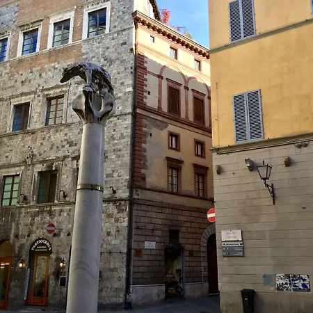 Residenza D'epoca Palazzo Borghesi Bed and Breakfast