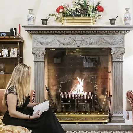 Residenza D'epoca Palazzo Borghesi فندق مبيت وإفطار