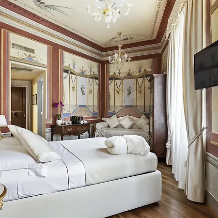 Residenza D'epoca Palazzo Borghesi فندق مبيت وإفطار سيينا