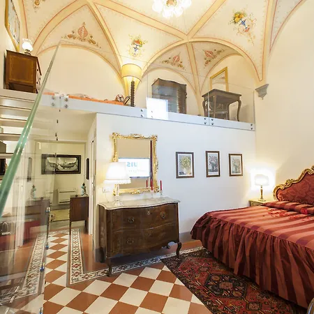 Residenza D'epoca Palazzo Borghesi Готель типу 