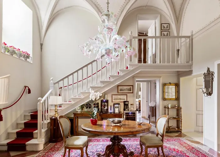 Oda ve Kahvaltı Residenza D'epoca Palazzo Borghesi 4*