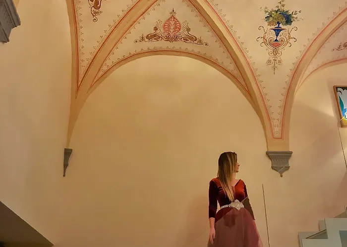 Residenza D'epoca Palazzo Borghesi 4*