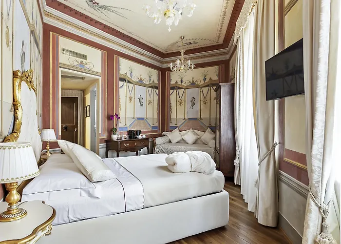 Residenza D'epoca Palazzo Borghesi ベッド・アンド・ブレックファスト シエーナ