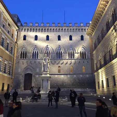 Panzió Residenza D'epoca Palazzo Borghesi 4*
