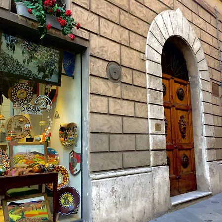 Residenza D'epoca Palazzo Borghesi Panzió Siena