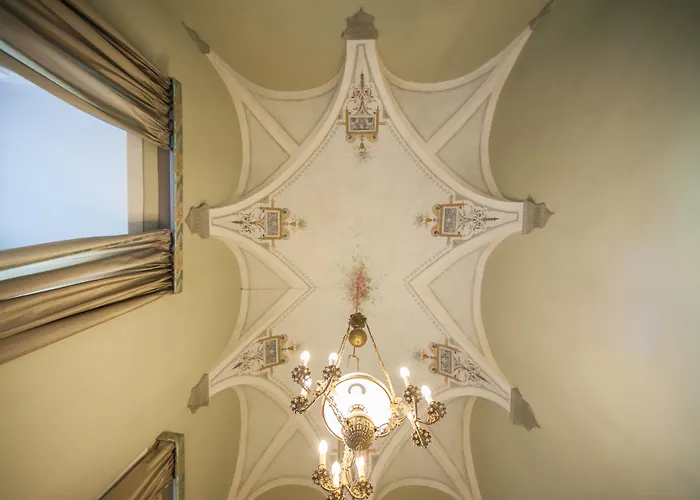 Residenza D'epoca Palazzo Borghesi Bed and breakfast 4*