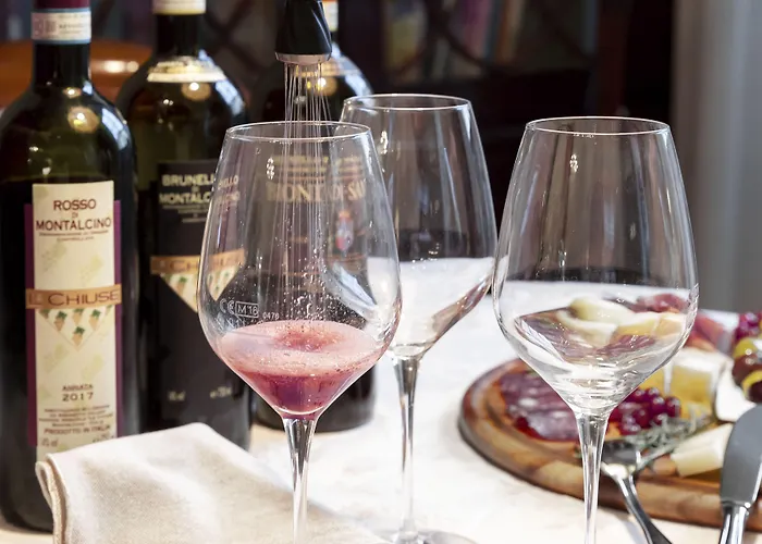 Residenza D'epoca Palazzo Borghesi 4*