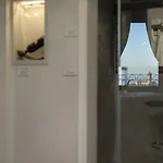Residenza D'epoca Palazzo Borghesi Bed & Breakfast