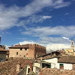 Residenza D'epoca Palazzo Borghesi 4*